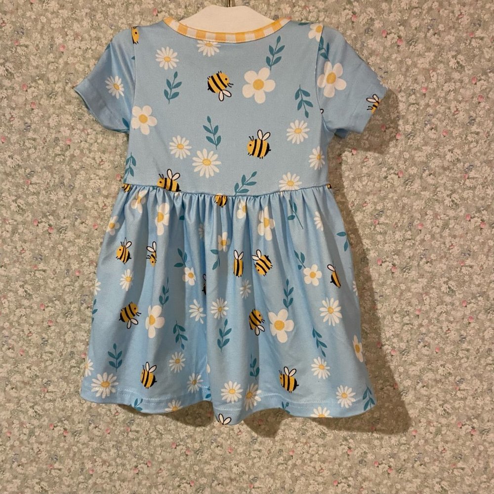 dress - Picture 3 of 3
